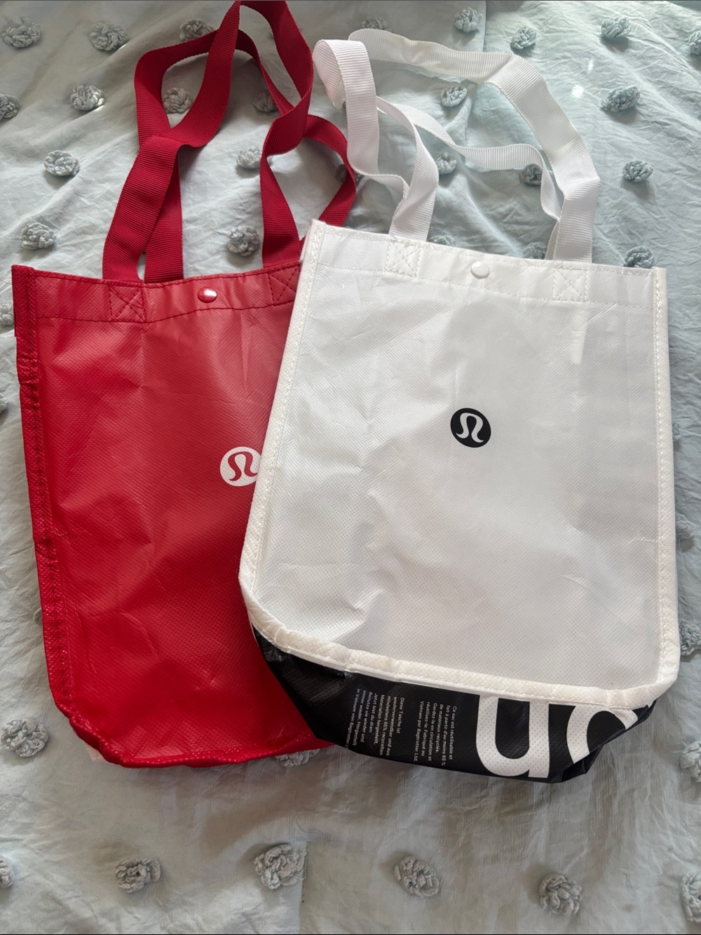 lululemon athletica Red and White Reusable Tote Set